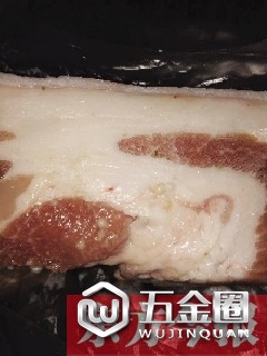 河南鹤壁"问题猪肉"现身永辉超市